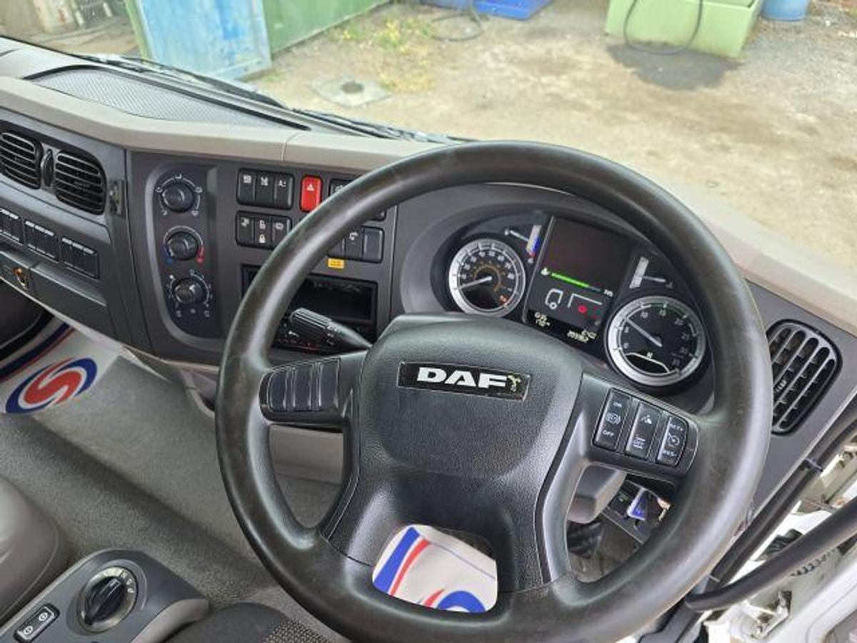 Used 2016 DAF LF250 4x2 18T Flatbed