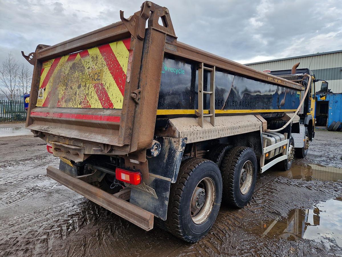 Used 2016 Volvo FMX420 8x4 Steel Tipper