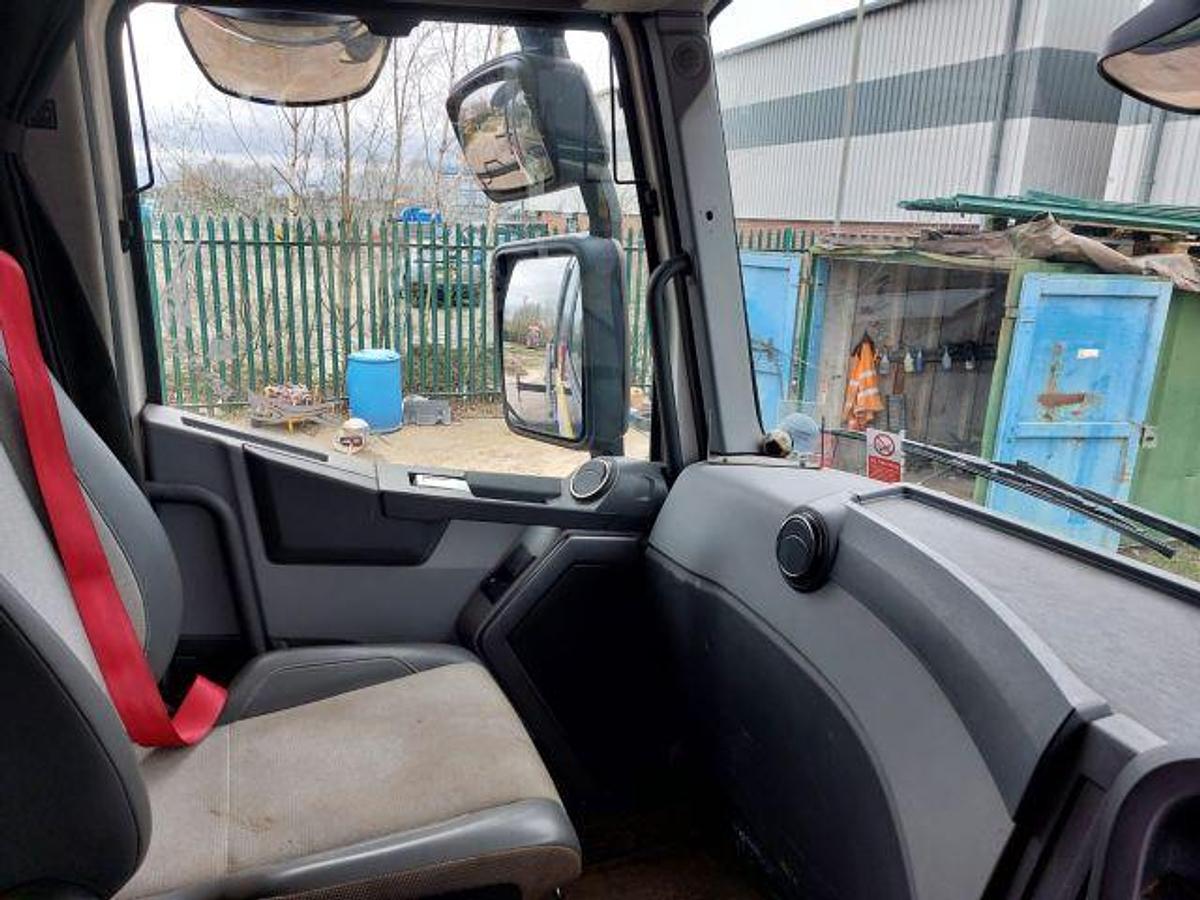 Used 2015 Renault C460 6x2 Rearlift Beavertail