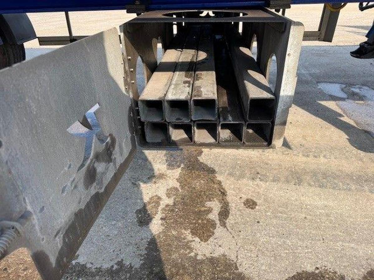 Used 2022 Kassbohrer Tri Axle Flat Trailer