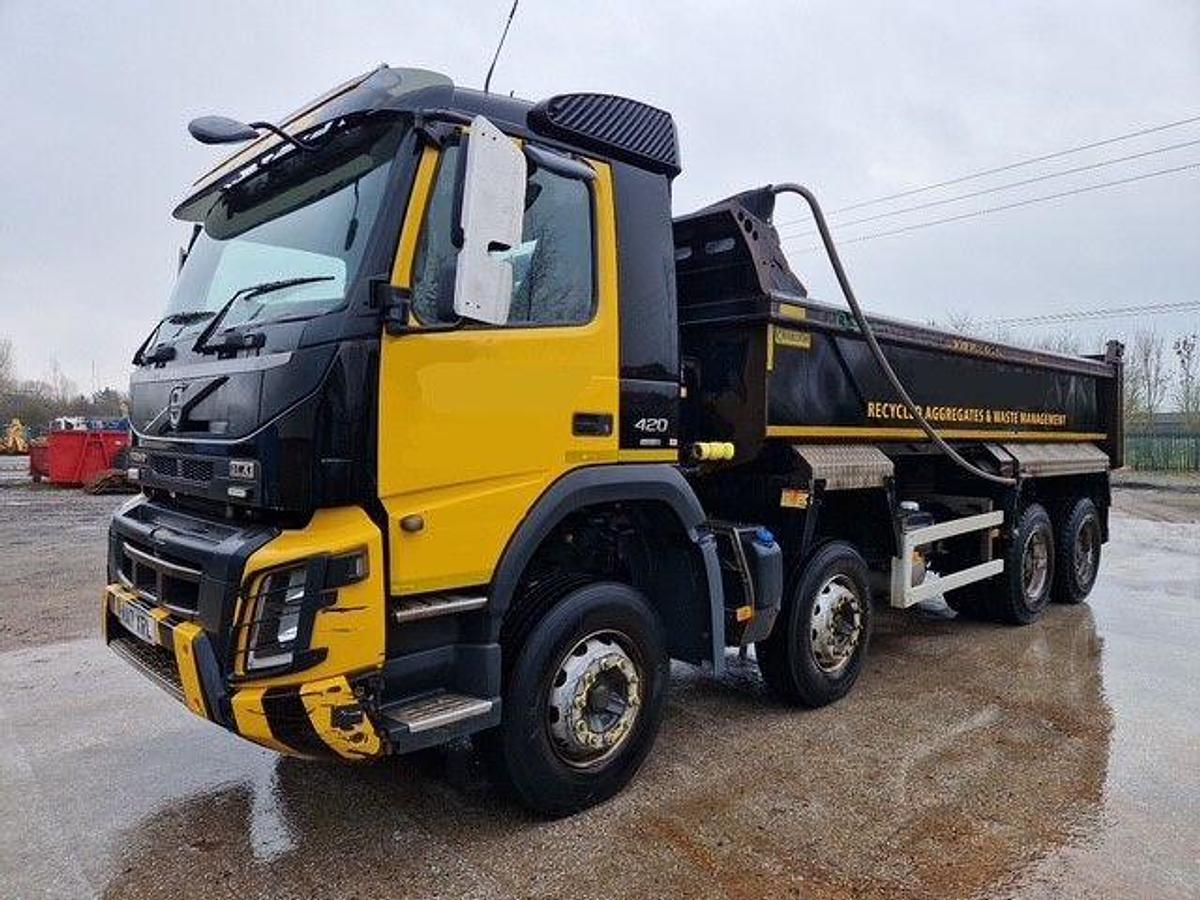 Used 2017 (17) Volvo FMX420 8x4 Steel Tipper