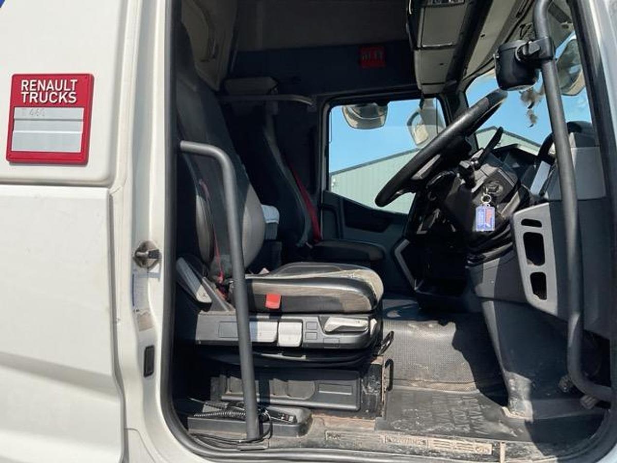 Used 2014 Renault T460 6x2 Tractor Unit
