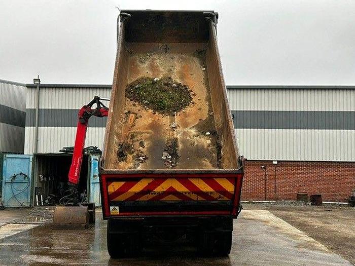 Used 2014 DAF CF370 8x4 Steel Tipper Grab