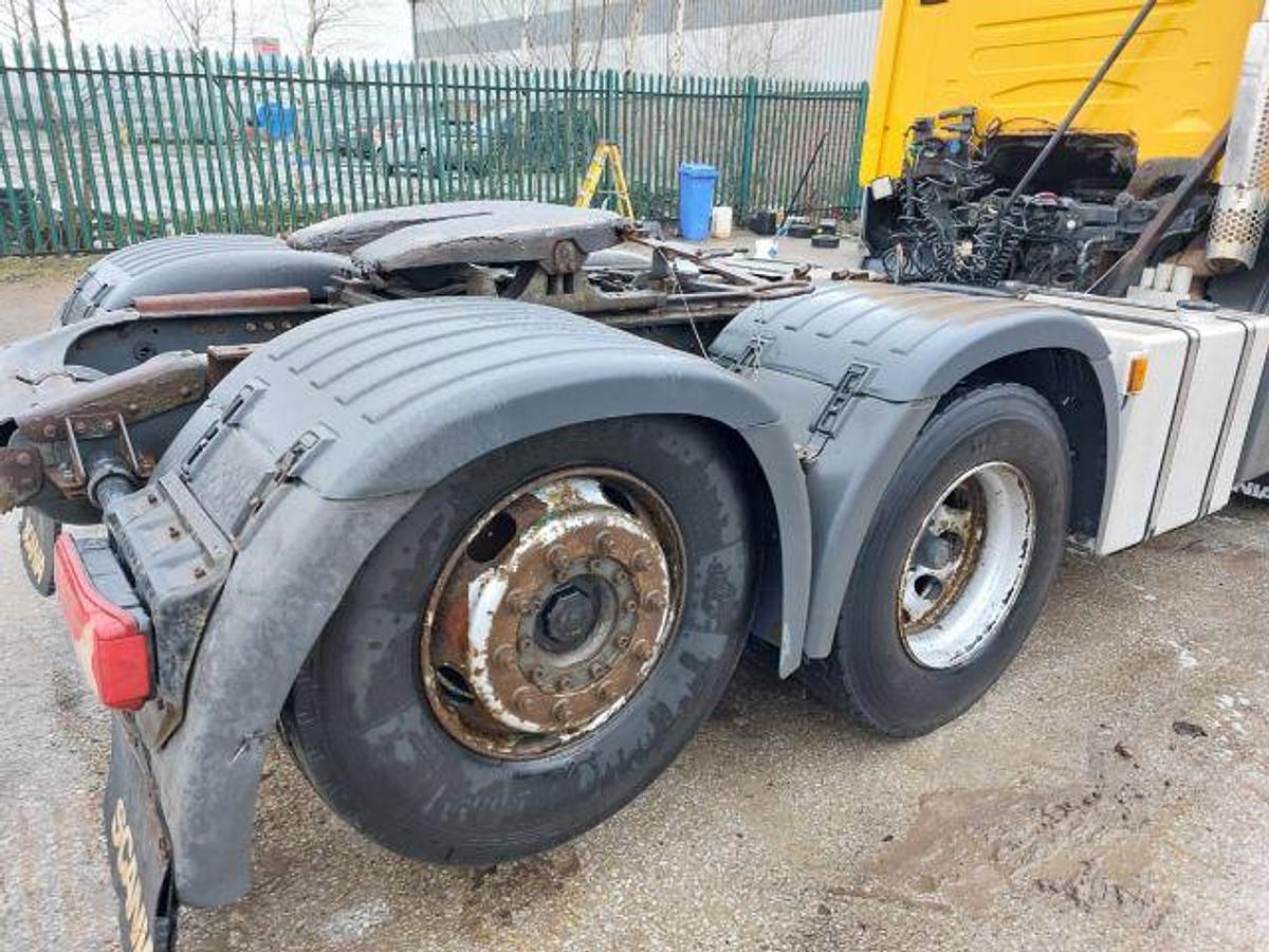 Used 2011 (11) Scania R480 6x2 Rearlift