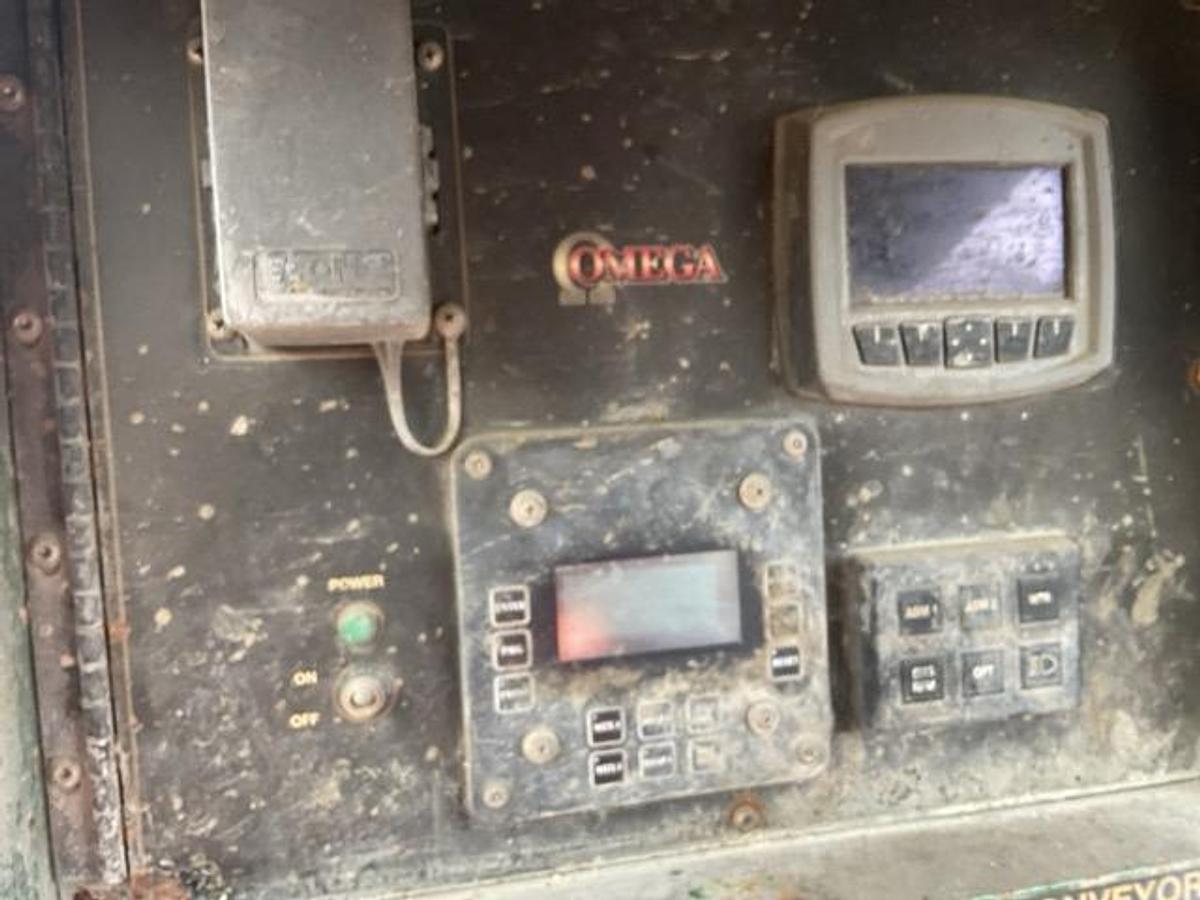 Used 2018 Renault C430 8x4 Volumetric Mixer