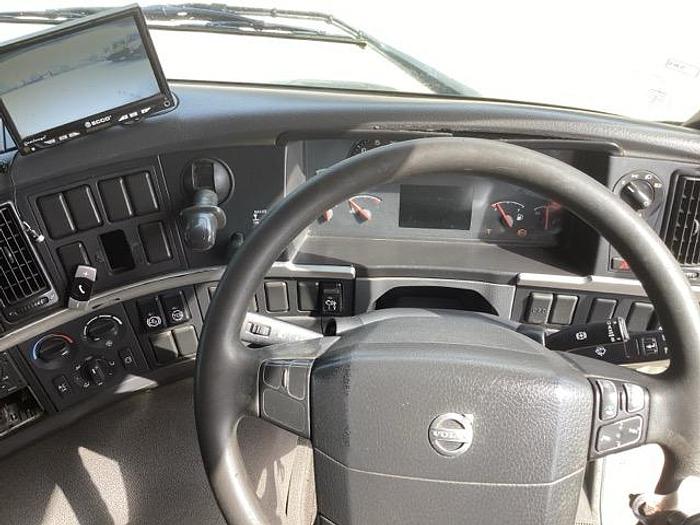 Used 2011 Volvo FMX420 8x4 Steel Tipper