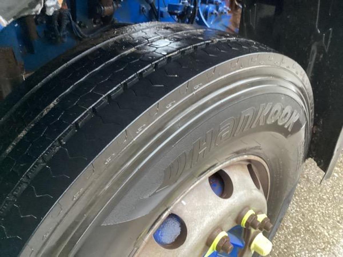 Used 2016 Renault C430 8x4 Concrete Mixer