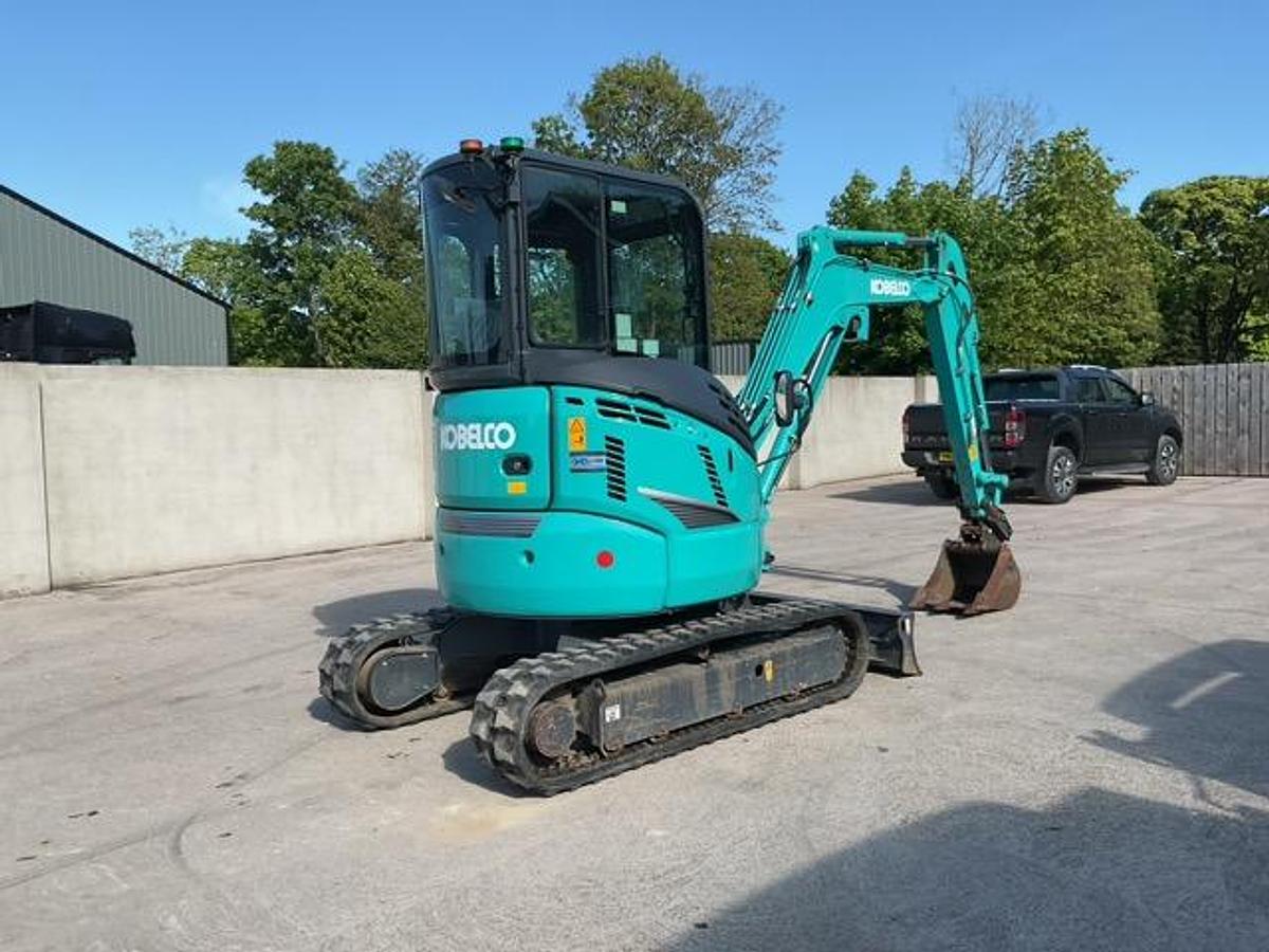 Used 2022 Kobelco SK28SR-6E Mini Excavator