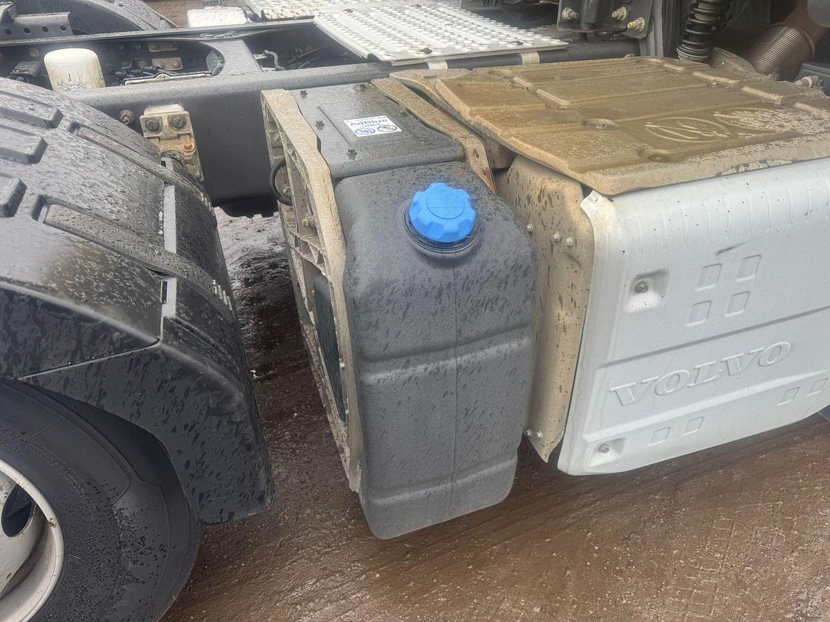 Used 2020 (20) Volvo FM460 G/T 6x2 Midlift