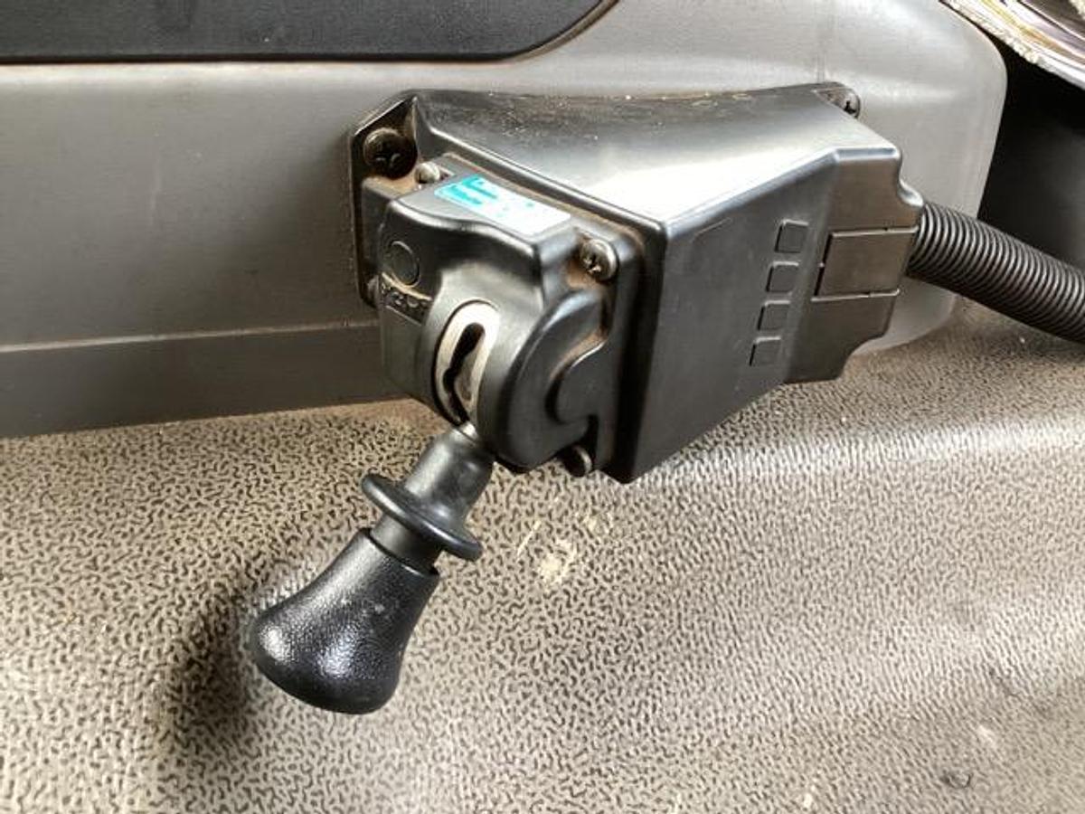 Used 2017 (67) DAF CF330 6x4 Tipper Grab