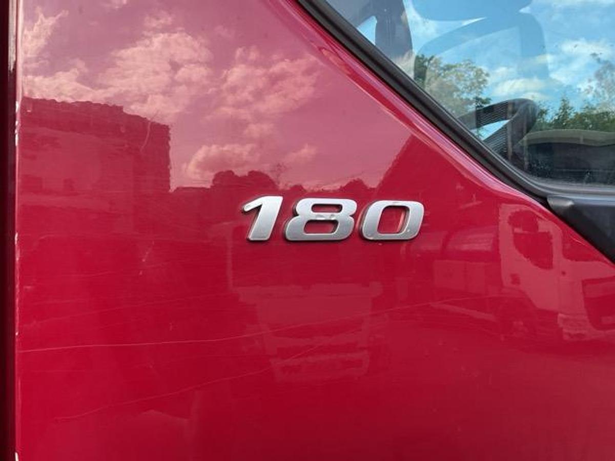 Used 2018 (68) DAF LF180 4x2 14T Flatbed