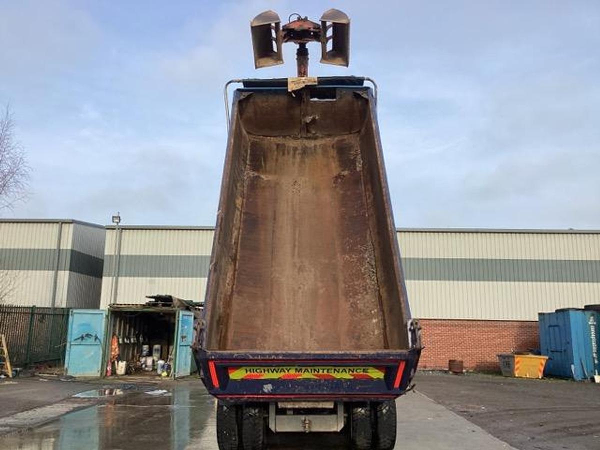 Used 2017 (67) DAF CF330 6x4 Tipper Grab