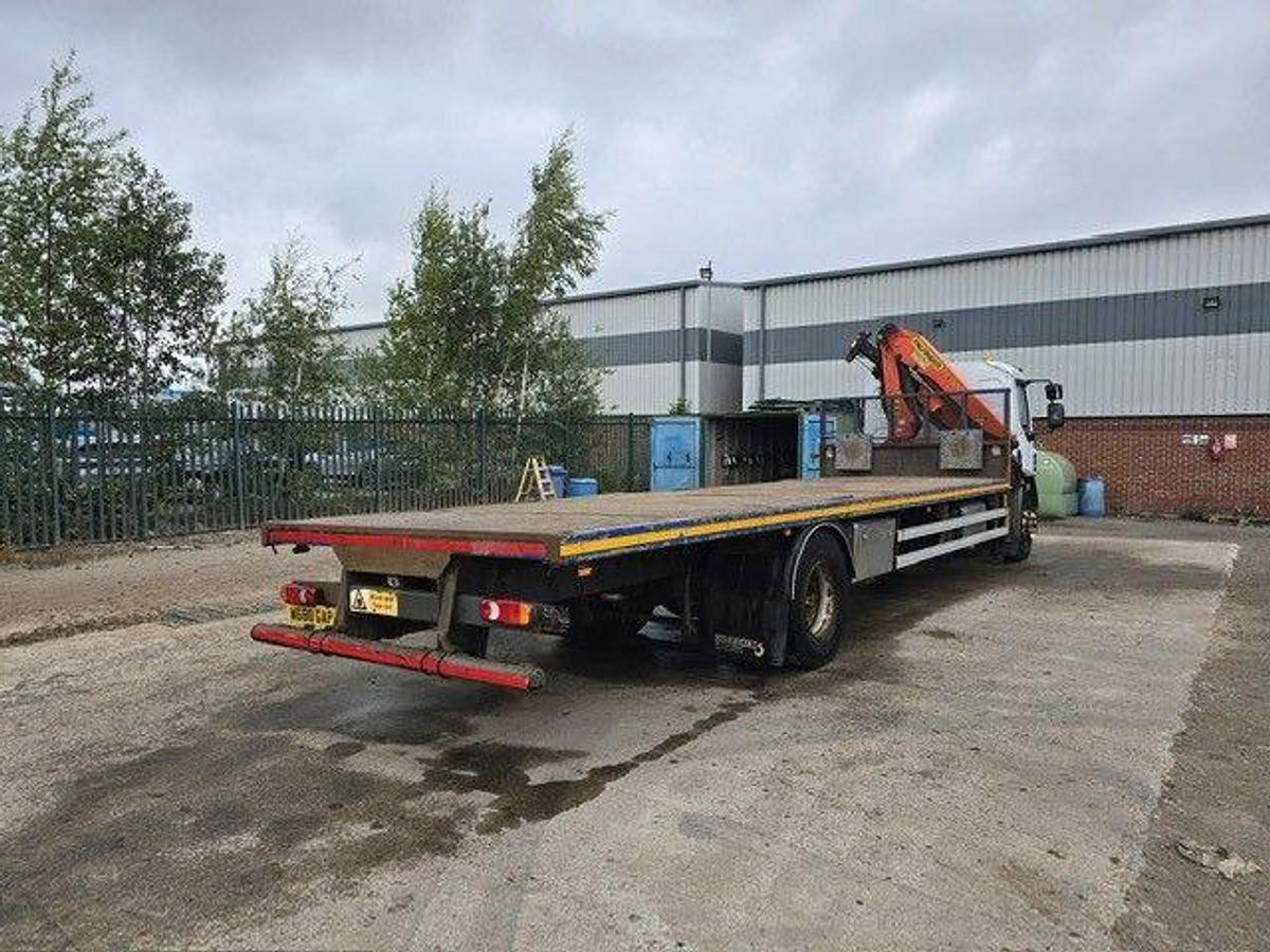 Used 2016 DAF LF250 4x2 18T Flatbed