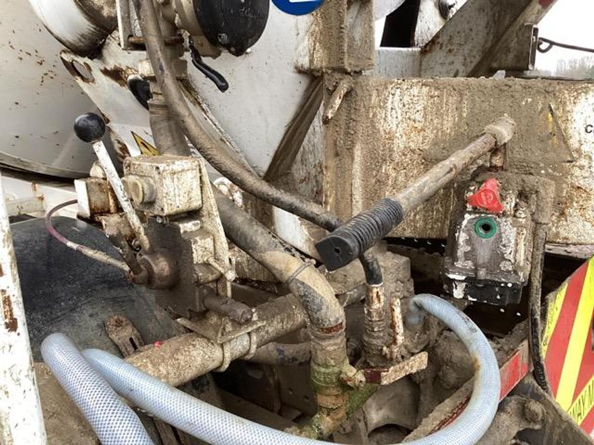 Used 2013 (13) Mercedes Axor 1824 4x2 Concrete Mixer