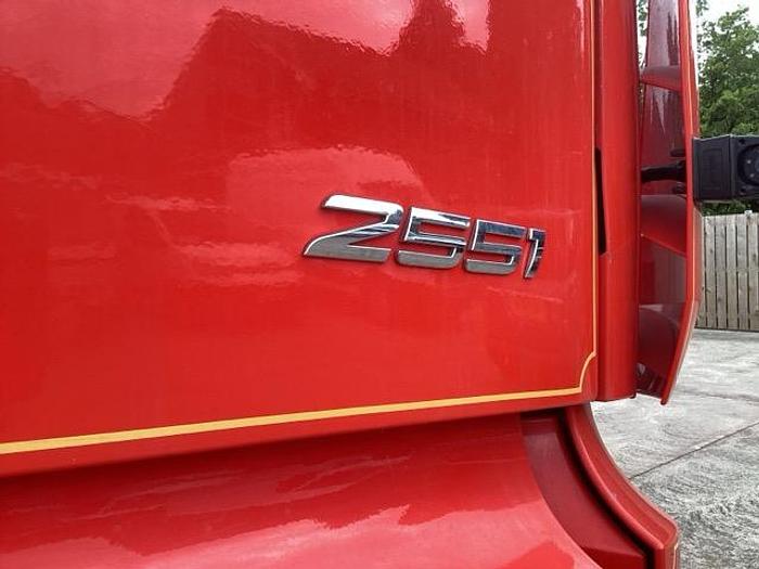 Used 2016 Mercedes Actros 2551 6x2 Unit