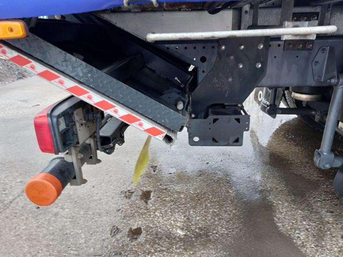 Used 2024 (74) DAF LF260 4x2 18T Curtainsider