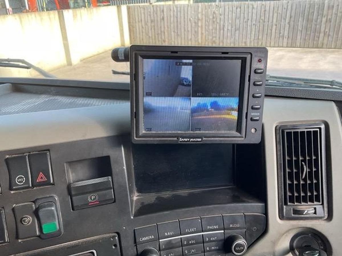 Used 2016 Volvo FM460 8x4 Tipper