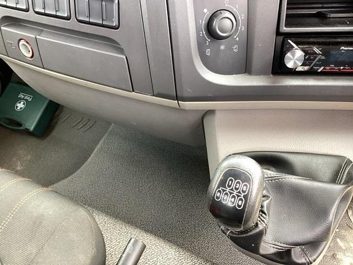 Used 2022 DAF LF180 7.5T Dropside Tipper. As New