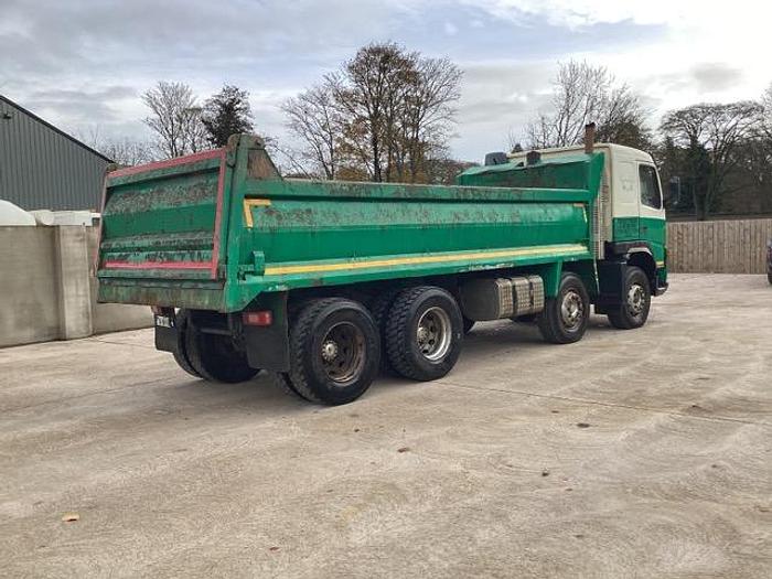 Used 2006 Volvo FM400 8x4 Tipper