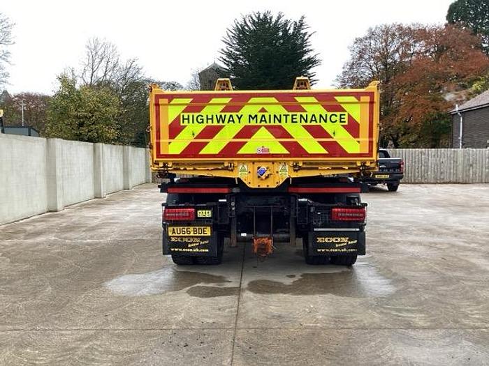 Used 2016 DAF LF250 4x2 Gritter