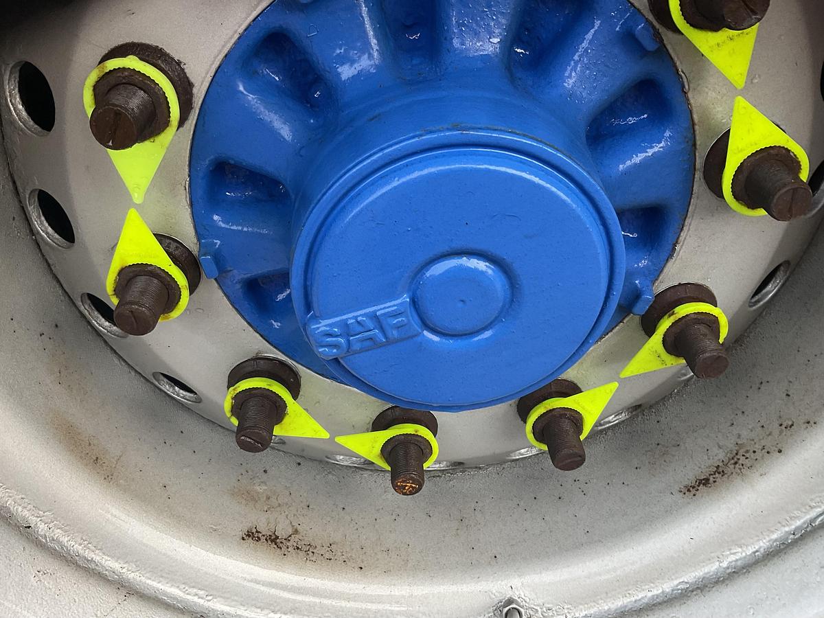 Used 2018 Dennison Tri axle Flat Trailer