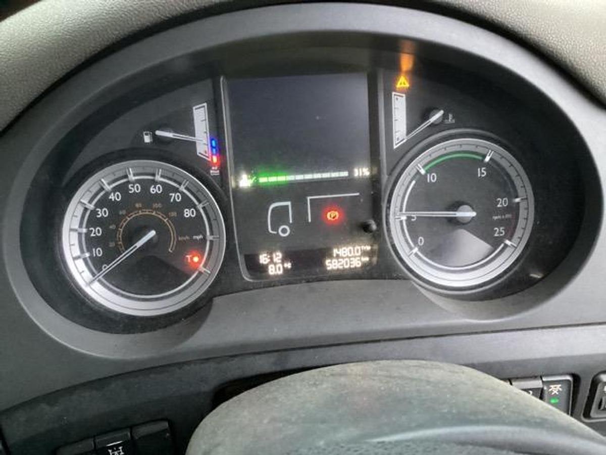 Used 2015 DAF CF440 8x4 Hookloader