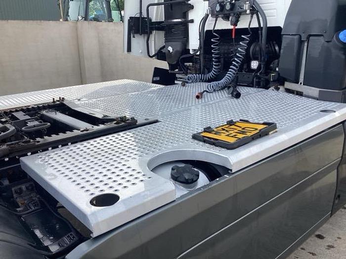 Used 2017 (17) Renault T460 4x2 Unit