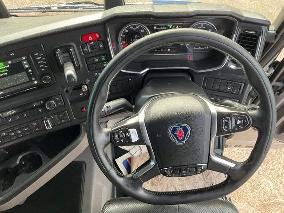Used 2020 Scania R500 6x2 Midlift T/Unit