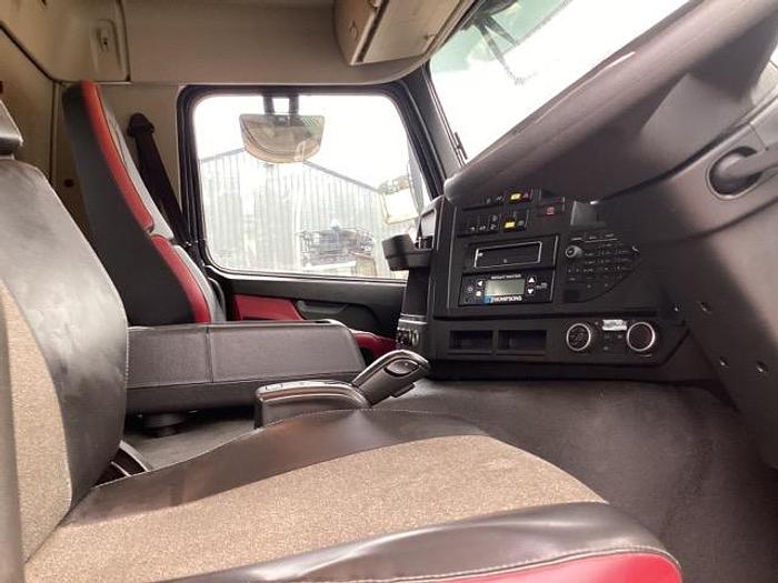 Used 2021 Volvo FMX420 8x4 Steel Tipper