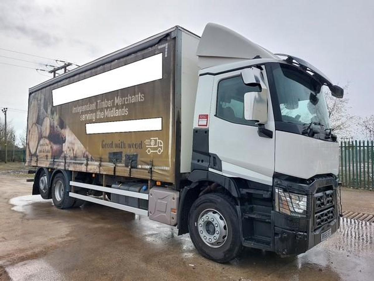 Used 2021 Renault C380 6x2 Rearlift Curtainsider