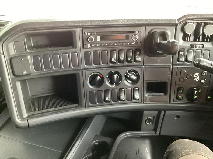 Used 2014 (64) Scania R450 Highline 6x2 Midlift