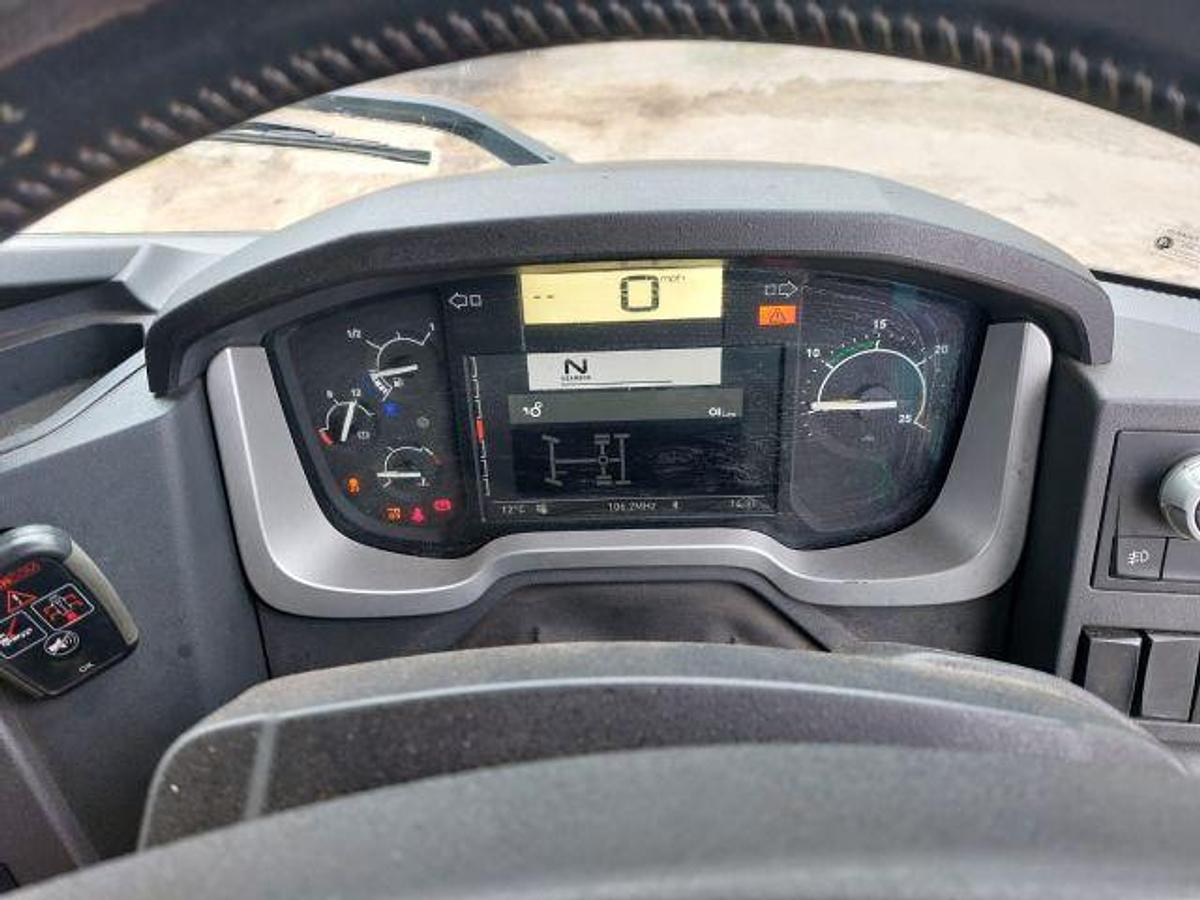 Used 2015 Renault C460 6x2 Rearlift Beavertail