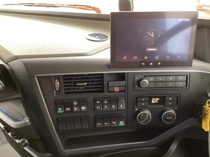 Used 2022 Volvo FH540 6x4 Rear Lift Double Drive