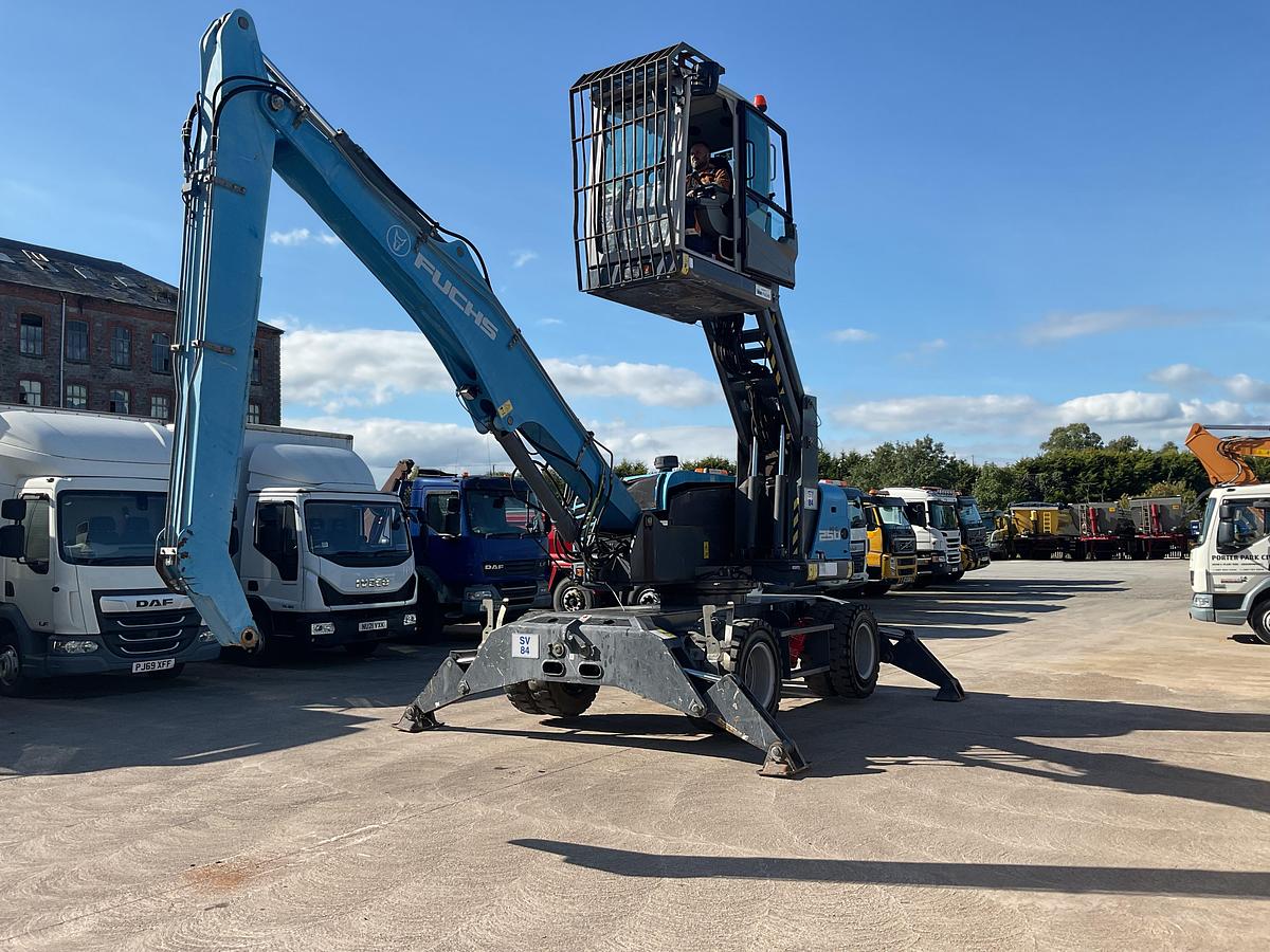 Used 2015 Terex Fuchs MHL250 Material Handler
