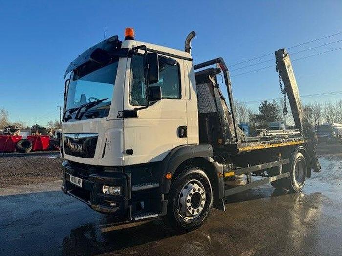 Used 2019 MAN TGM18.250 4x2 Skip Loader