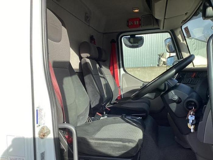 Used 2018 DAF LF210 12T Boxvan