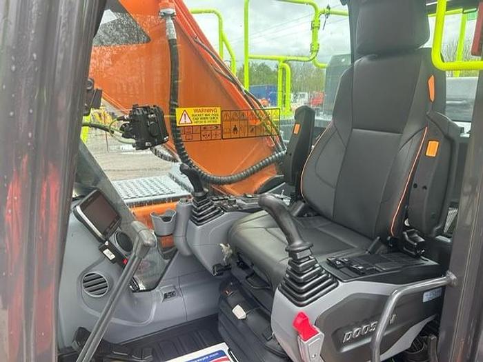 Used 2022 Doosan  DX225LC-7 Tracked Excavator