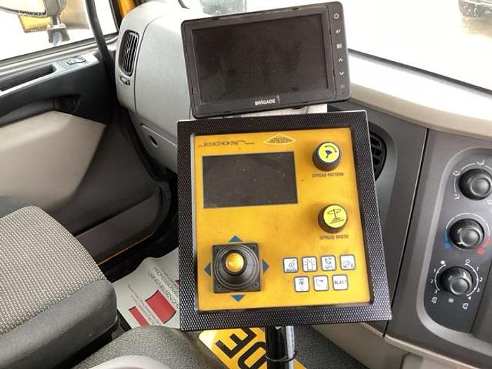 Used 2016 DAF LF250 4x2 Gritter