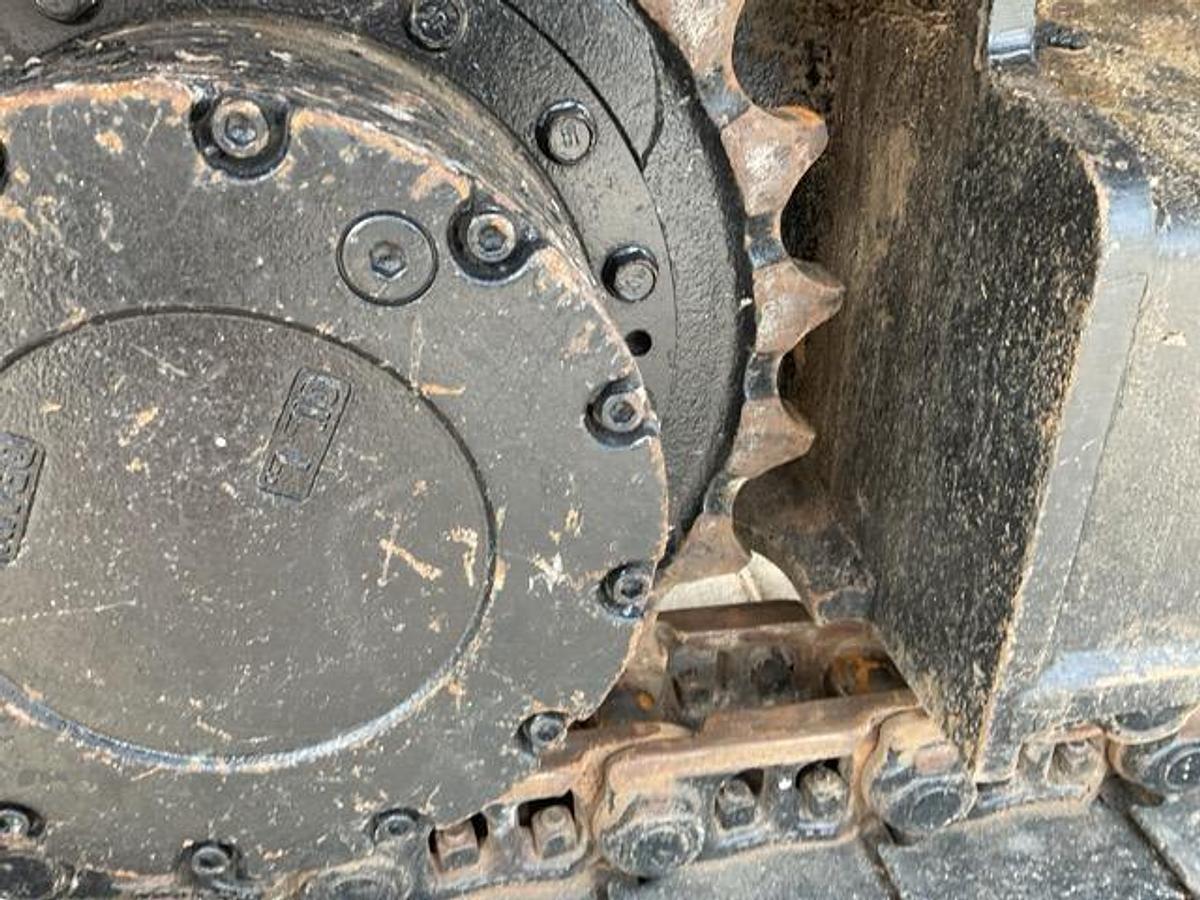 Used 2017 Doosan DX140LCR-5 Tracked Excavator