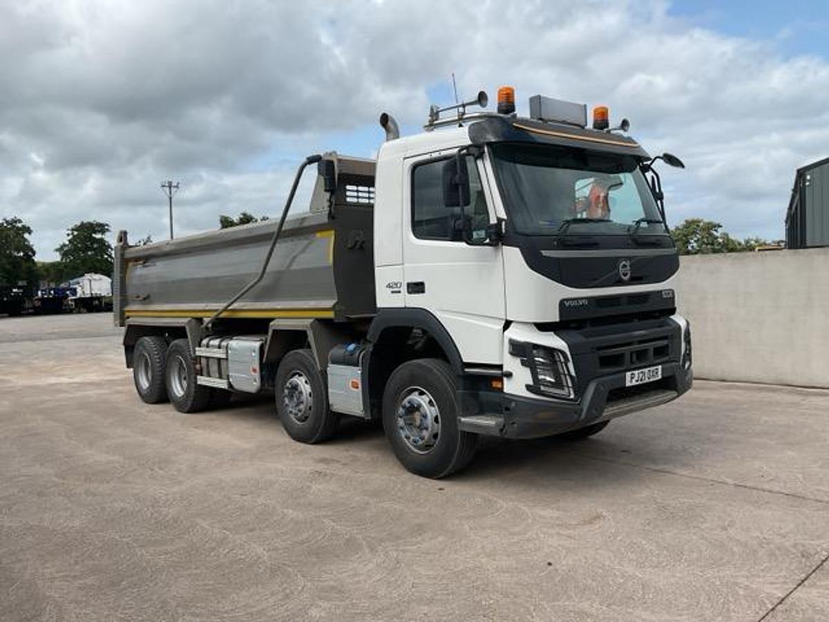 Used 2021 Volvo FMX420 8x4 Steel Tipper. Choice