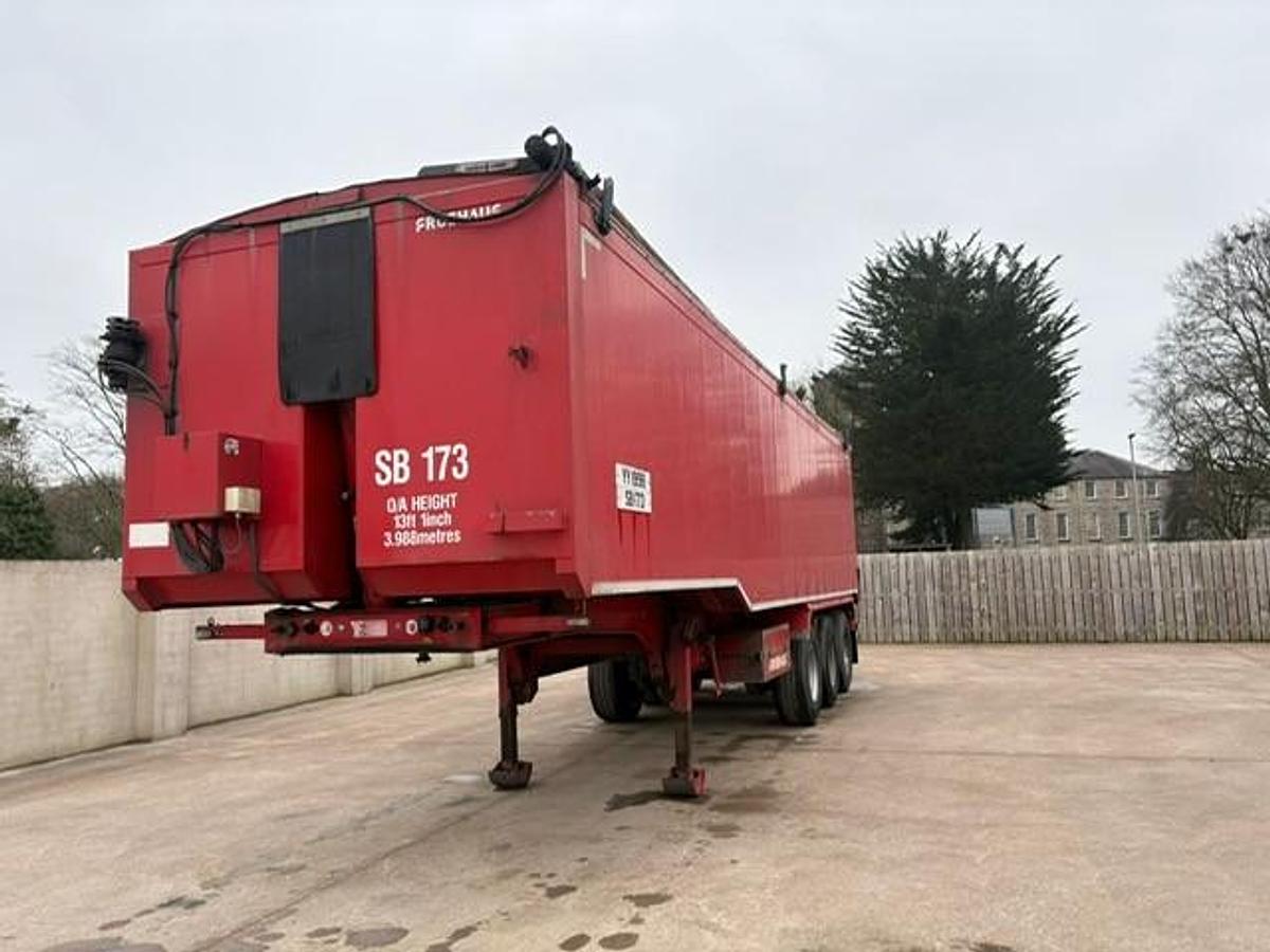 Used 2013 Fruehauf Tri Axle Bulk Tipping Trailer