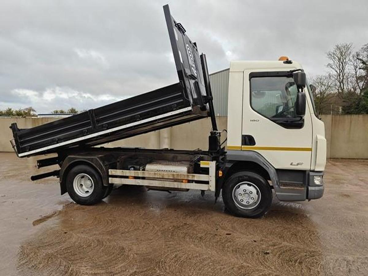 Used 2022 DAF LF180 4x2 Dopside Tipper