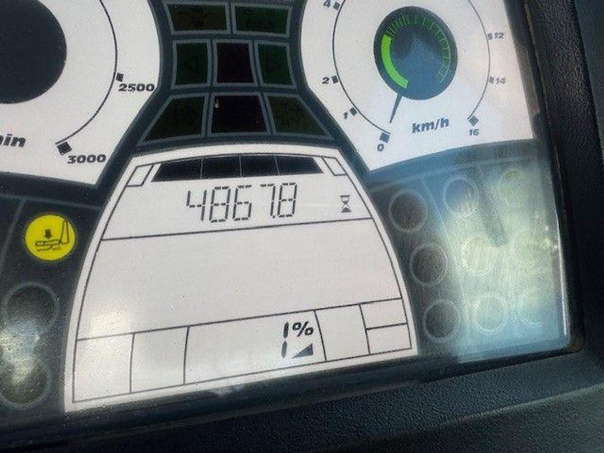 Used 2015 Bomag BW216 DH-4i Single Drum Vibrating Roller