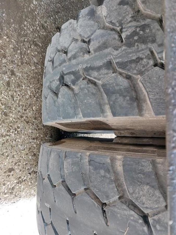 Used 2021 Renault C380 6x2 Rearlift Curtainsider