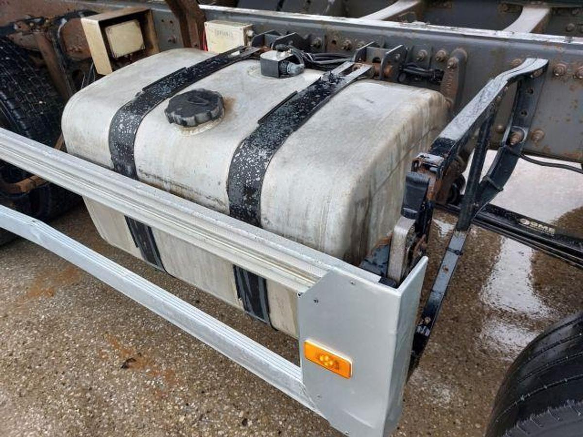 Used 2017 (17) Volvo FMX420 8x4 Alloy Tipper