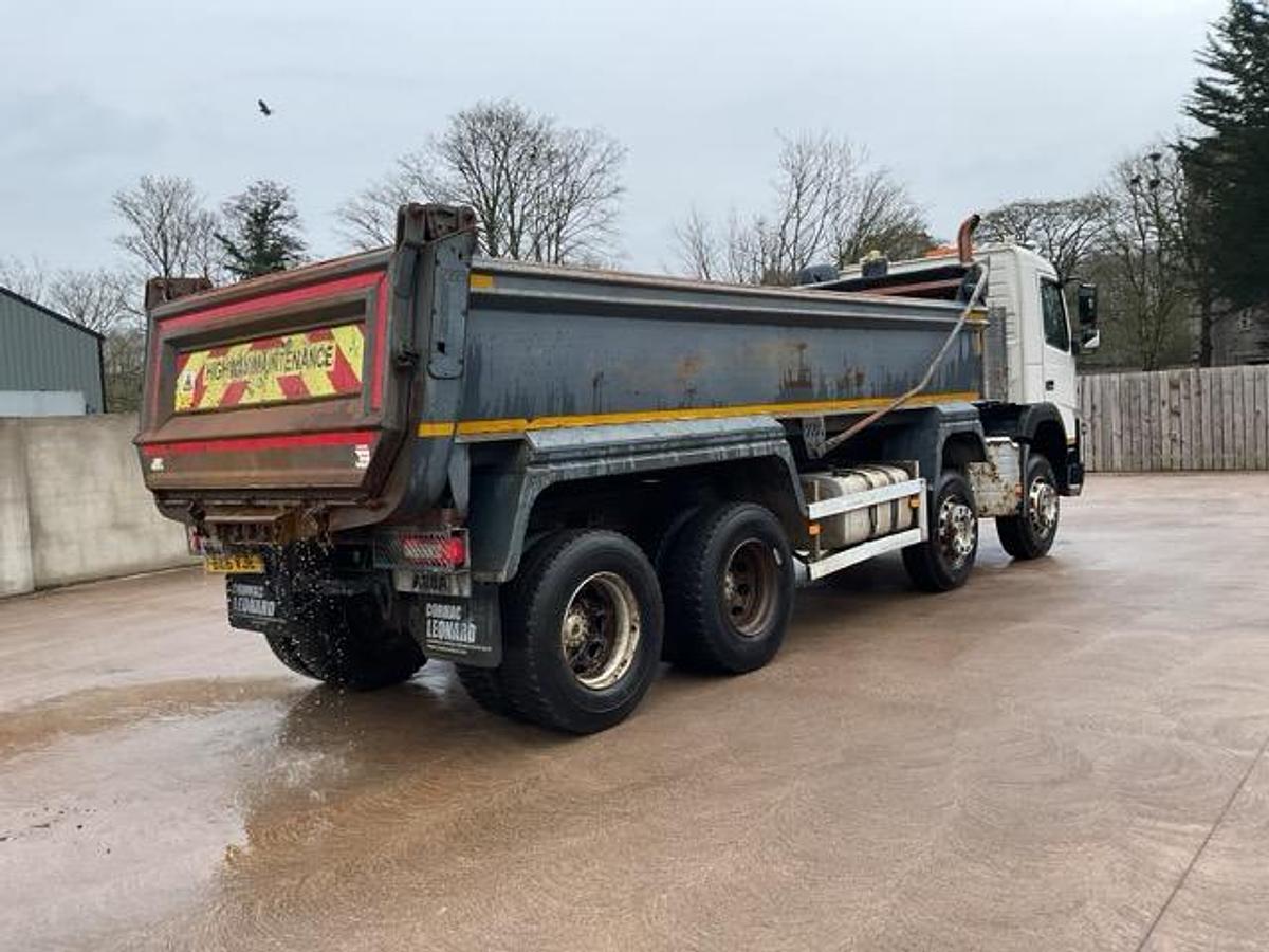 Used 2016 (16) Volvo FMX420 8x4 Steel Tipper