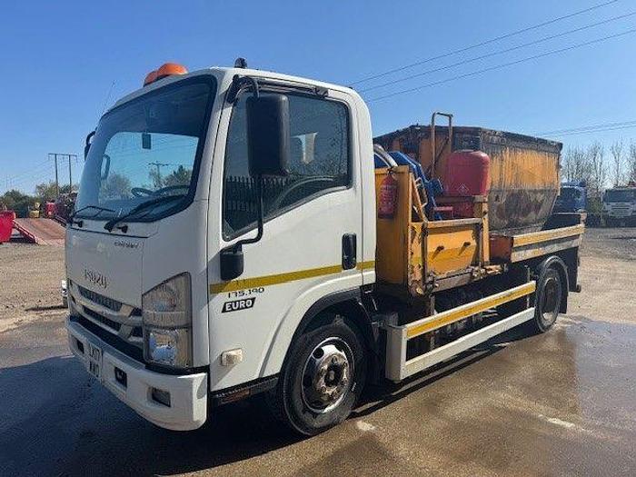 Used 2017 (17) Isuzu N75.190 4x2 7.5T Hotbox