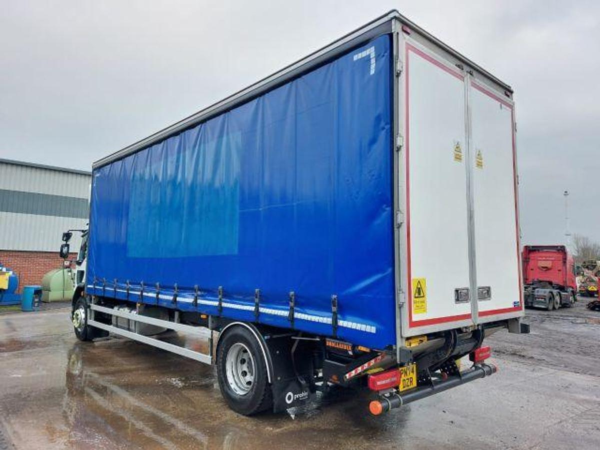Used 2024 (74) DAF LF260 4x2 18T Curtainsider
