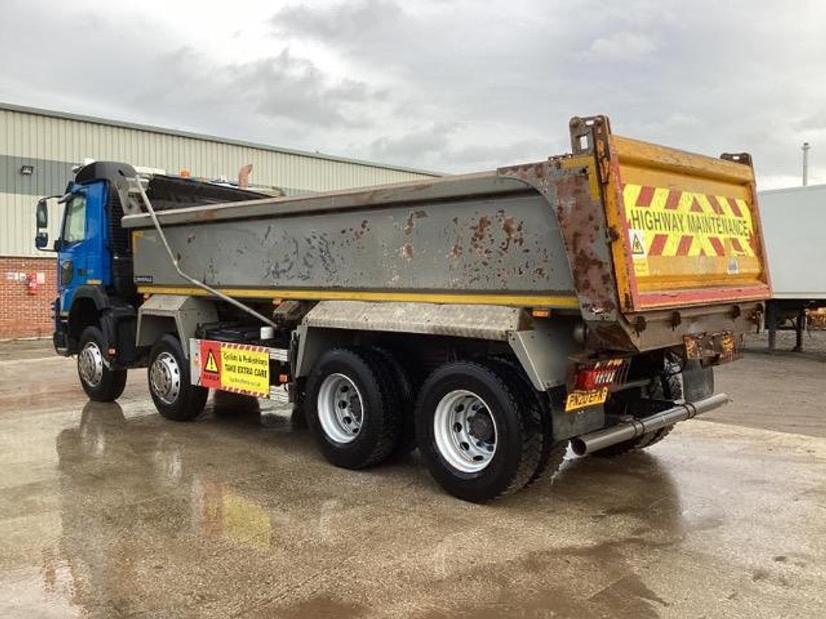 Used 2020 (20) Volvo FMX420 8x4 Steel Tipper