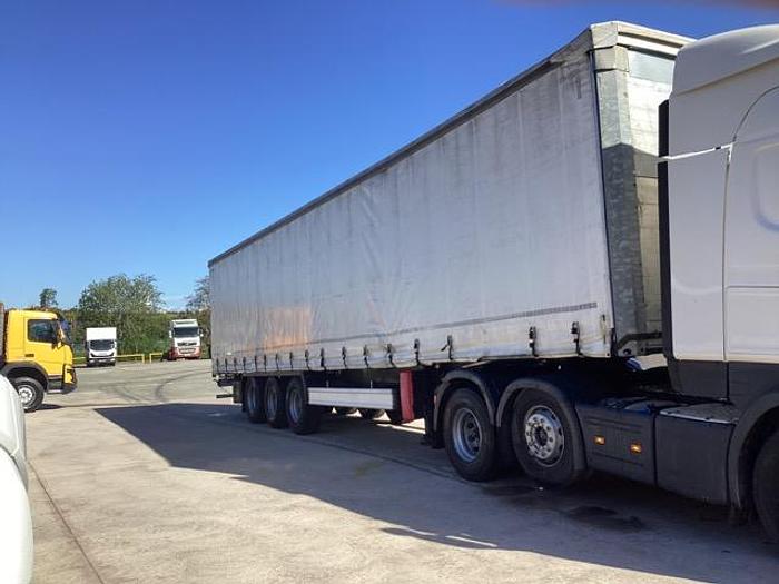 Used 2016 Kassbohrer Tri Axle Curtainsider